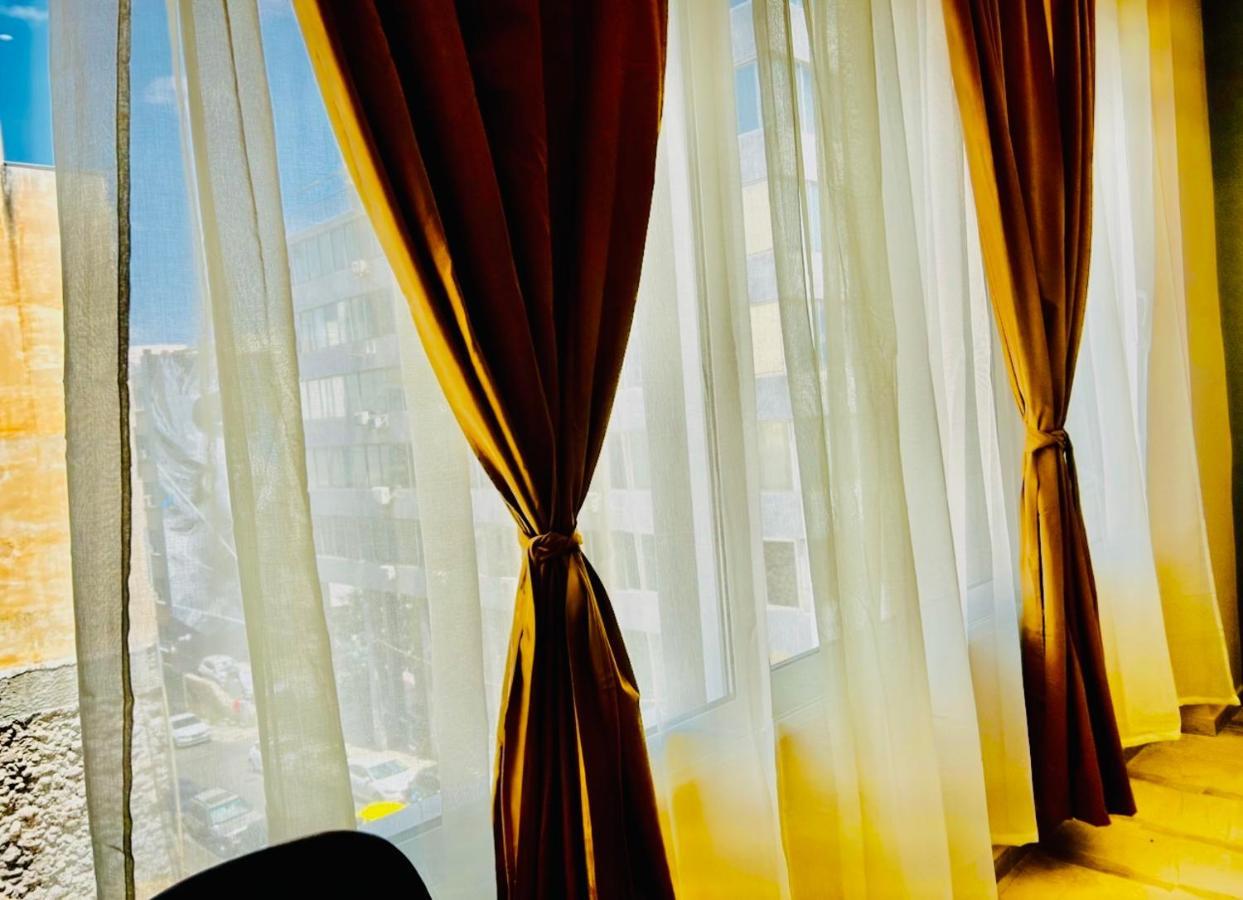 Port Twins Suites No1 Pireu Exterior foto